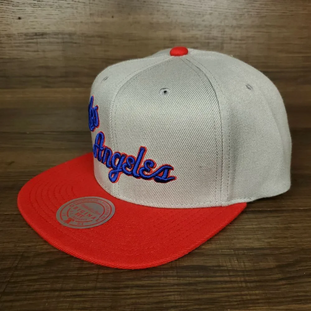LA Lakers Mitchell & Ness NBA Snapback Hat Cap Script 3D Logo‎ Grey Red NWT